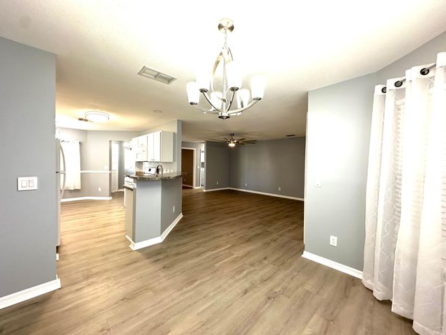 9706 SW 92nd Place Road, Ocala, FL 34481