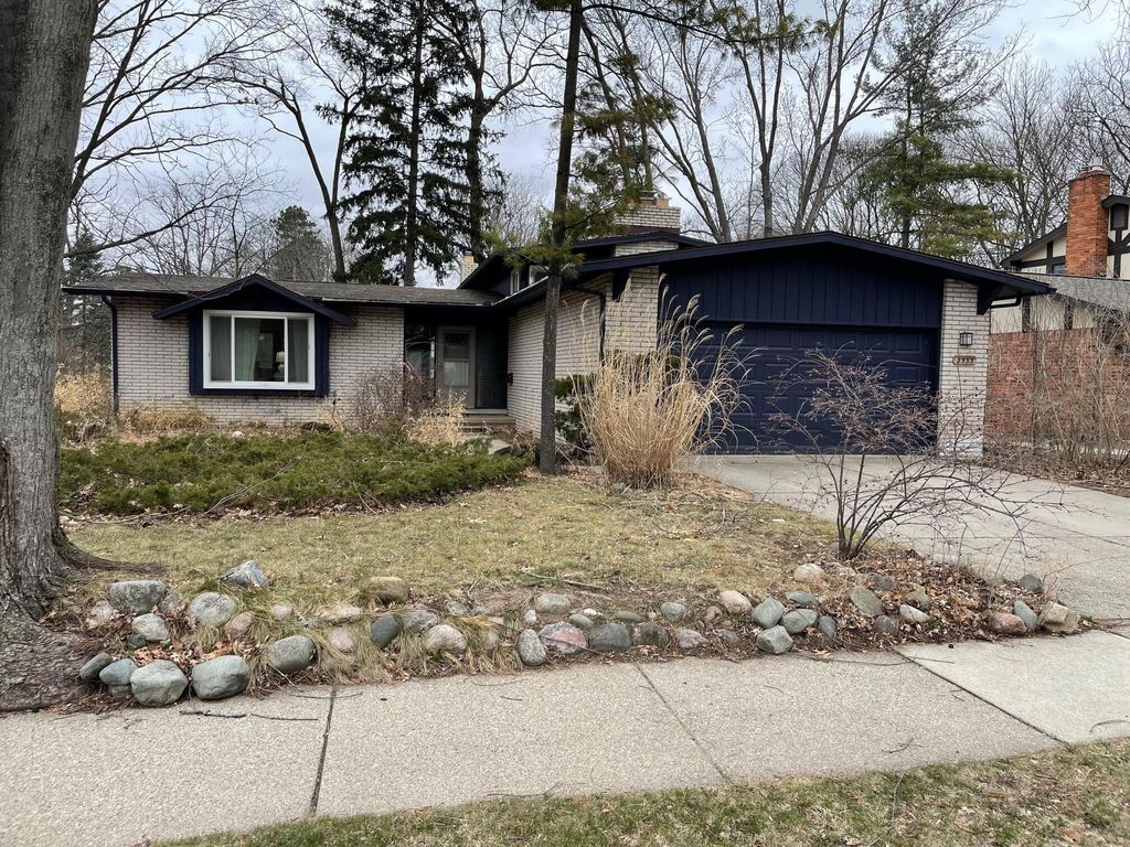 3533 Frederick Drive, Ann Arbor, MI 48105