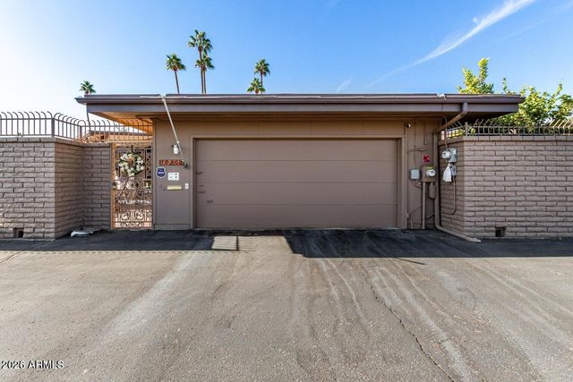10802 W THUNDERBIRD Boulevard, Sun City, AZ 85351