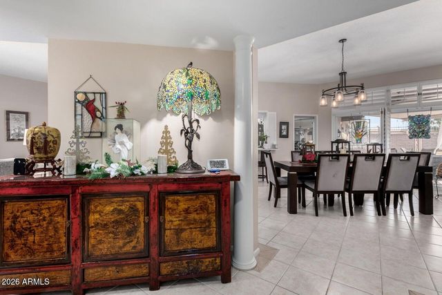 10802 W THUNDERBIRD Boulevard, Sun City, AZ 85351