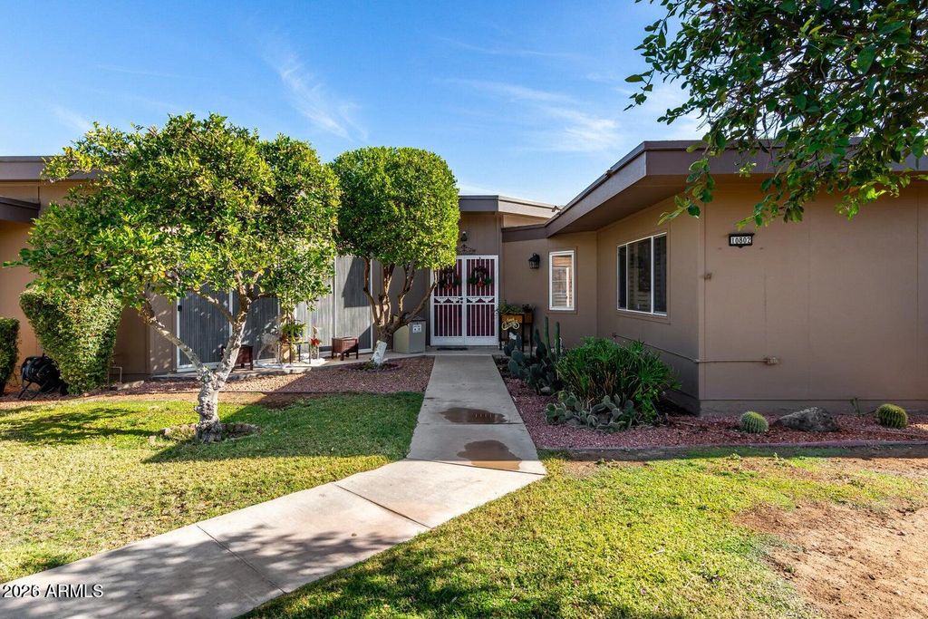 10802 W THUNDERBIRD Boulevard, Sun City, AZ 85351