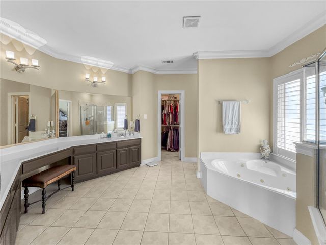6951 Sea Harbor Drive, Grand Prairie, TX 75054