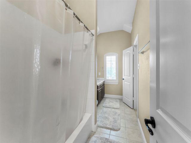 6951 Sea Harbor Drive, Grand Prairie, TX 75054