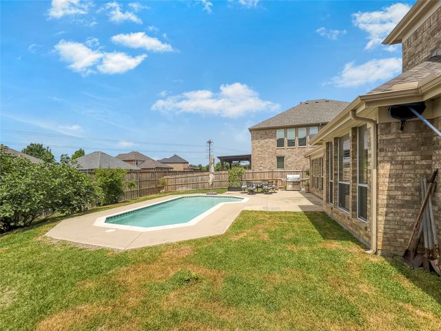 6951 Sea Harbor Drive, Grand Prairie, TX 75054
