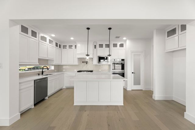 6417 White Creek Drive, Celina, TX 75009