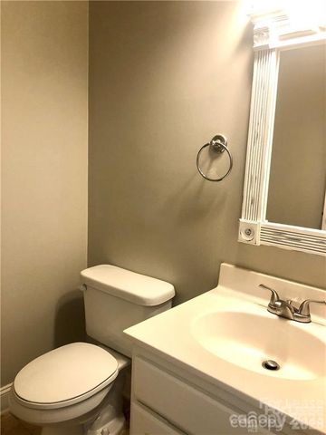 13830 Hastings Farm Road, Huntersville, NC 28078