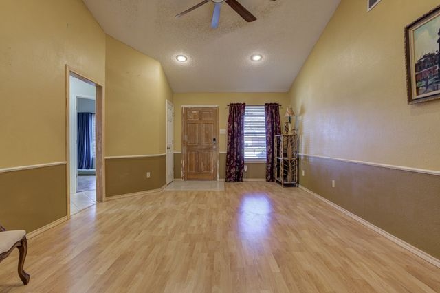 1023 Iola Drive, Lubbock, TX 79416