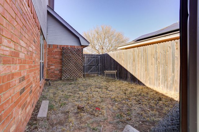 1023 Iola Drive, Lubbock, TX 79416