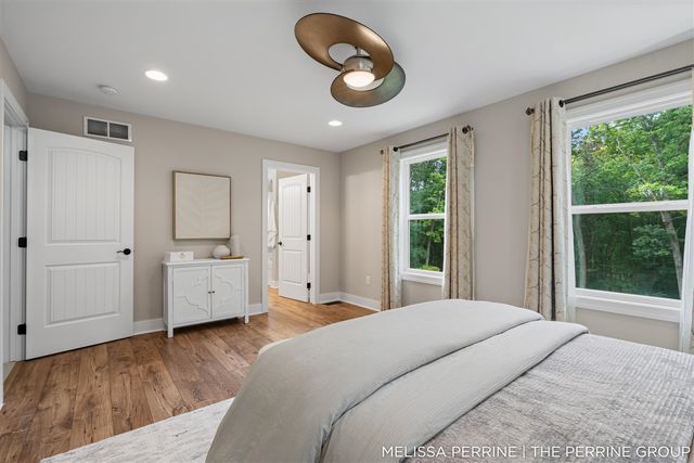 12125 Cherry Creek Ridge, Lowell, MI 49331
