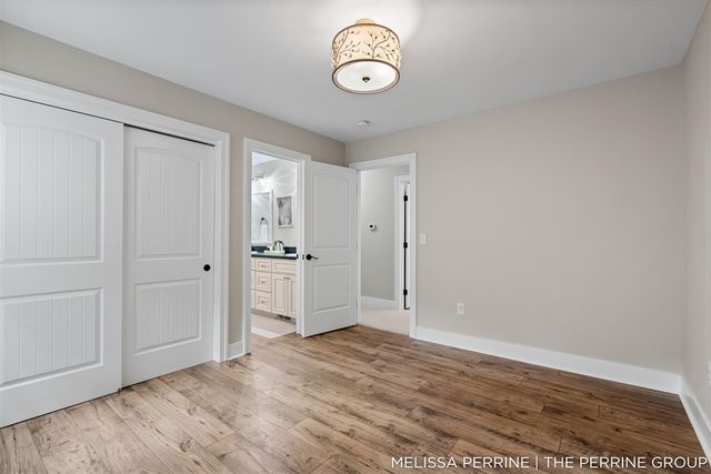 12125 Cherry Creek Ridge, Lowell, MI 49331