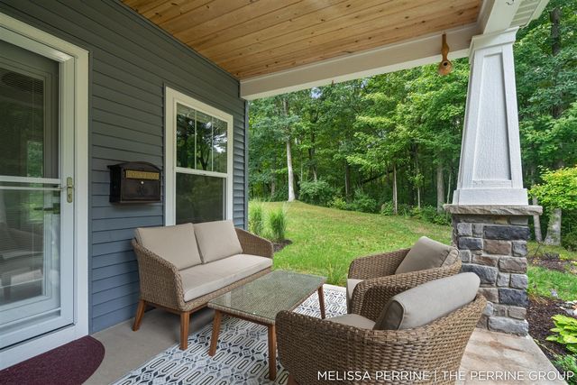 12125 Cherry Creek Ridge, Lowell, MI 49331