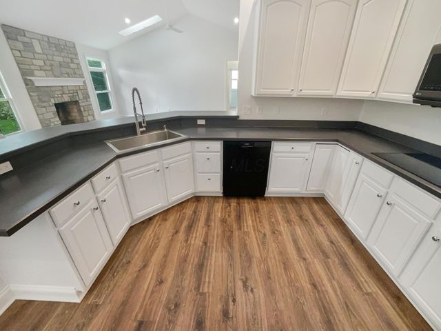 8665 Birch Brook Loop, Pickerington, OH 43147