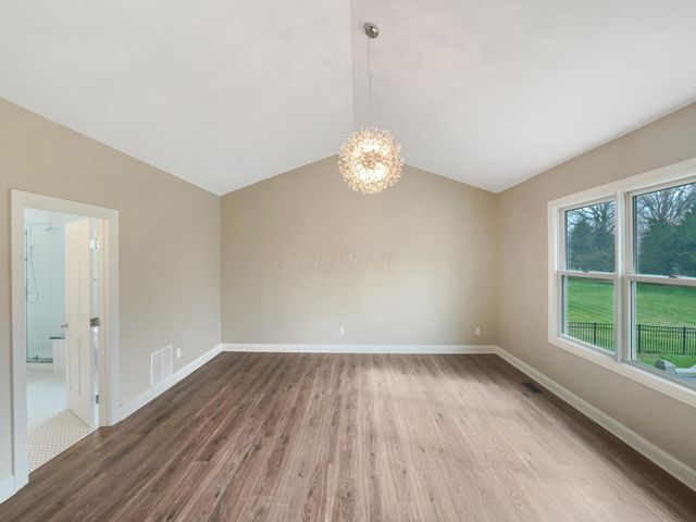 8665 Birch Brook Loop, Pickerington, OH 43147