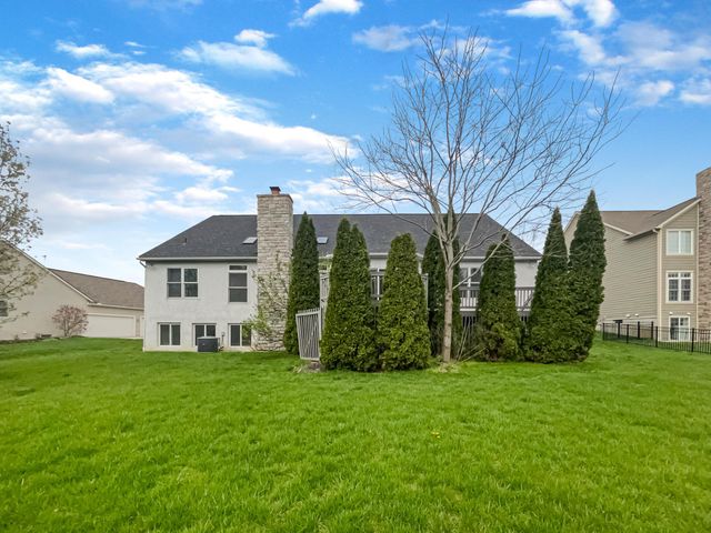 8665 Birch Brook Loop, Pickerington, OH 43147