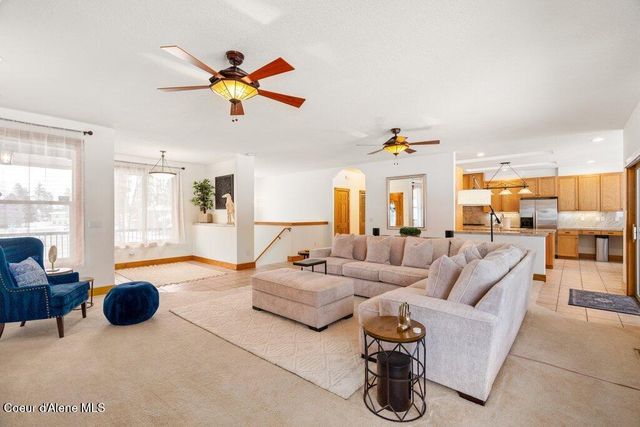 706 N DUNDEE DR, Post Falls, ID 83854