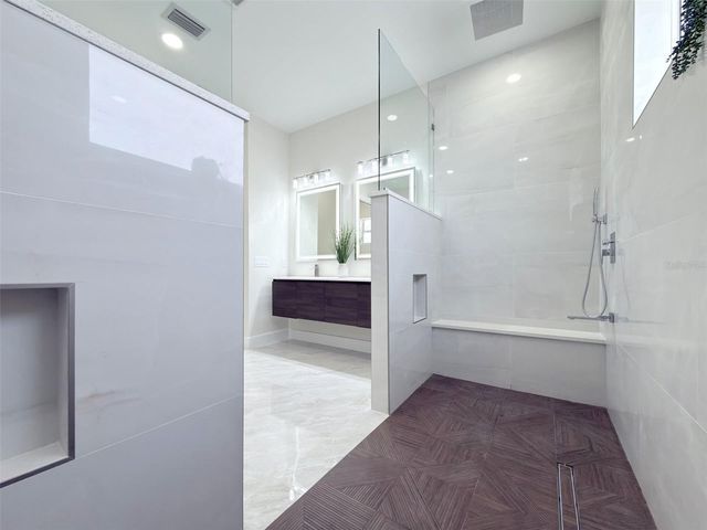 14663 LILLIAN CIRCLE, Port Charlotte, FL 33981