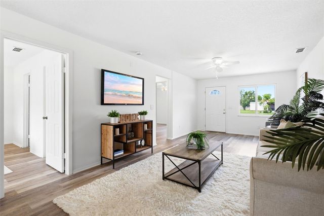502 SEA HAWK CT, Edgewater, FL 32141