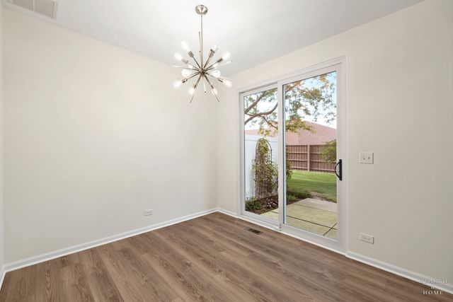 1508 N Waterbury Circle, Palatine, IL 60074