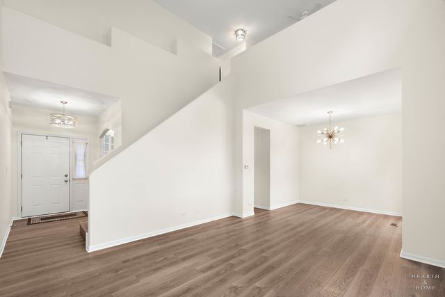 1508 N Waterbury Circle, Palatine, IL 60074