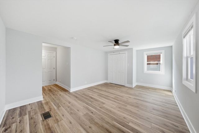 8516 Austin Avenue, Burbank, IL 60459