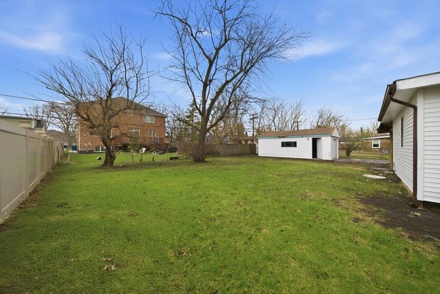 8516 Austin Avenue, Burbank, IL 60459