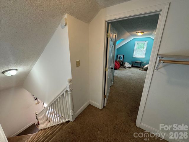 4266 Smokey Creek Road, Lenoir, NC 28645