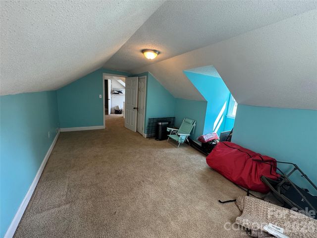 4266 Smokey Creek Road, Lenoir, NC 28645