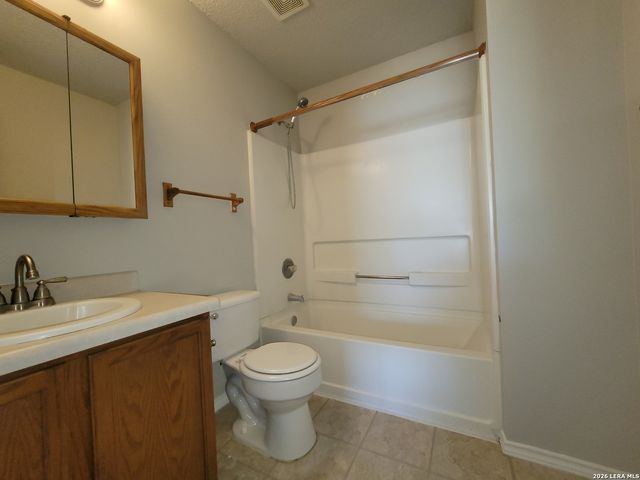 6110 Candletree, San Antonio, TX 78244