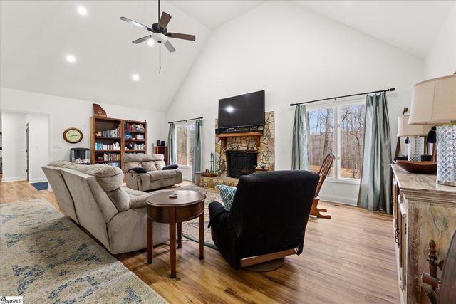 130 Dogwood Terrace, Marietta, SC 29661