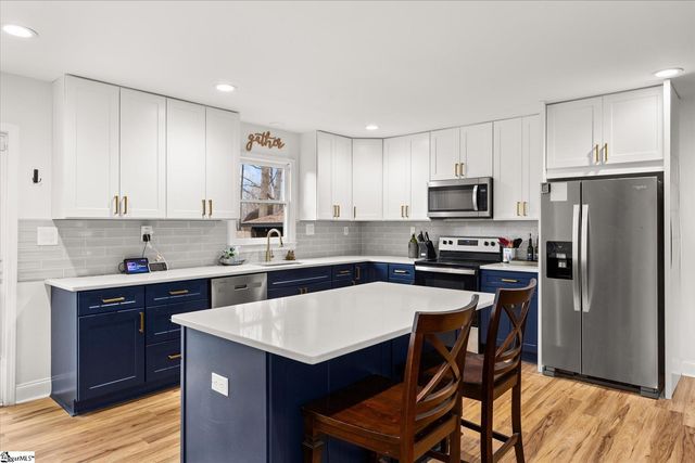 130 Dogwood Terrace, Marietta, SC 29661