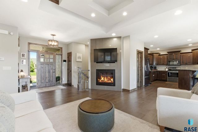 2405 S Durango Cir Circle, Sioux Falls, SD 57110