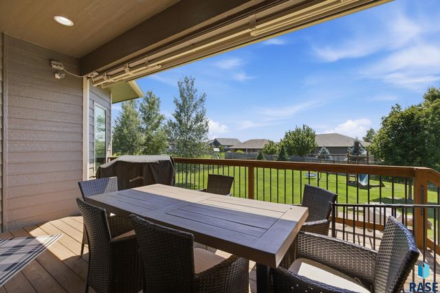 2405 S Durango Cir Circle, Sioux Falls, SD 57110