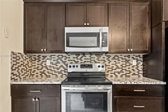 604 SW 107th Ave 706, Pembroke Pines, FL 33025