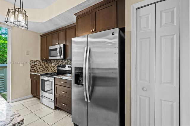 604 SW 107th Ave 706, Pembroke Pines, FL 33025