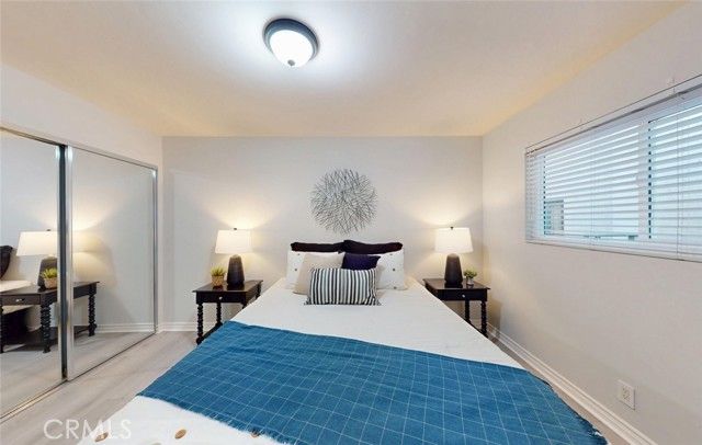 322 12 th, Huntington Beach, CA 92648