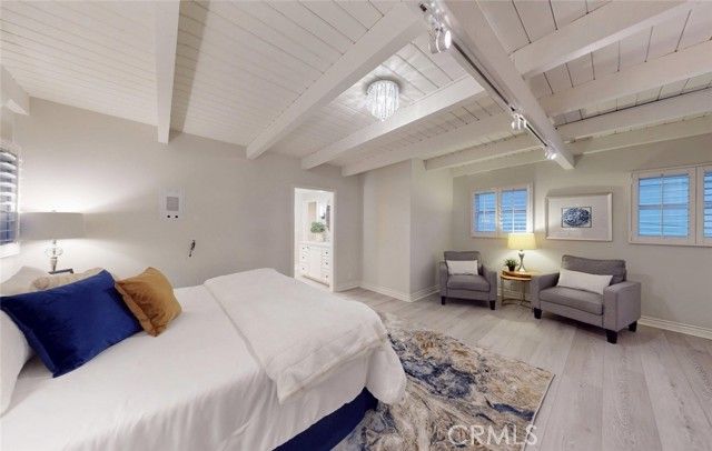 322 12 th, Huntington Beach, CA 92648