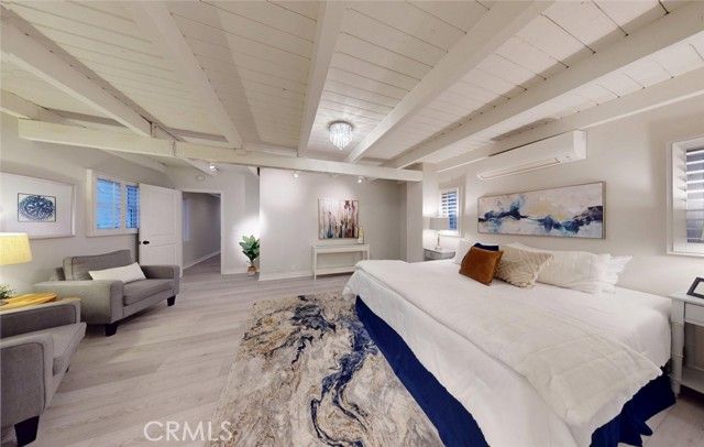 322 12 th, Huntington Beach, CA 92648