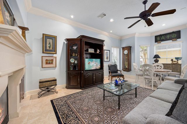39 Olmstead Row, The Woodlands, TX 77380