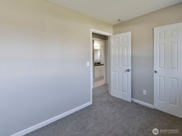 29805 42nd Avenue S, Auburn, WA 98001
