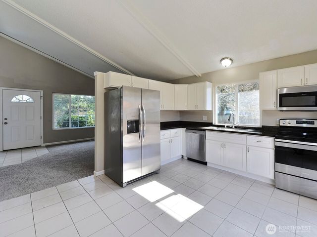 29805 42nd Avenue S, Auburn, WA 98001