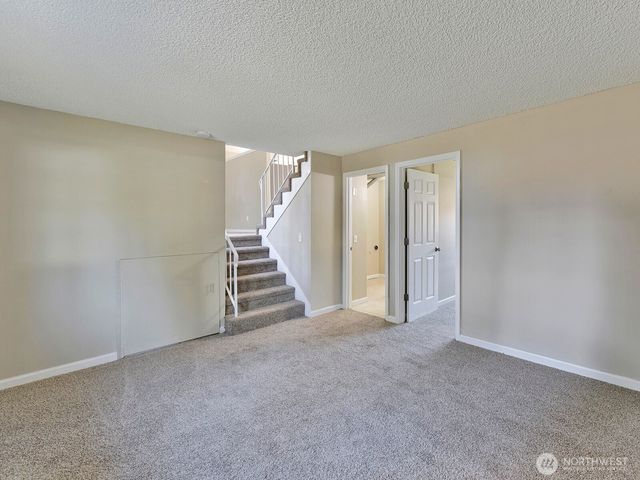 29805 42nd Avenue S, Auburn, WA 98001