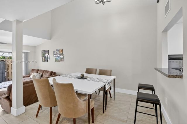 4283 S Pine Island Rd, Davie, FL 33328