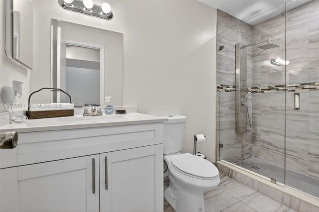 4283 S Pine Island Rd, Davie, FL 33328