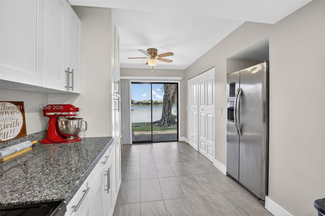 4283 S Pine Island Rd, Davie, FL 33328