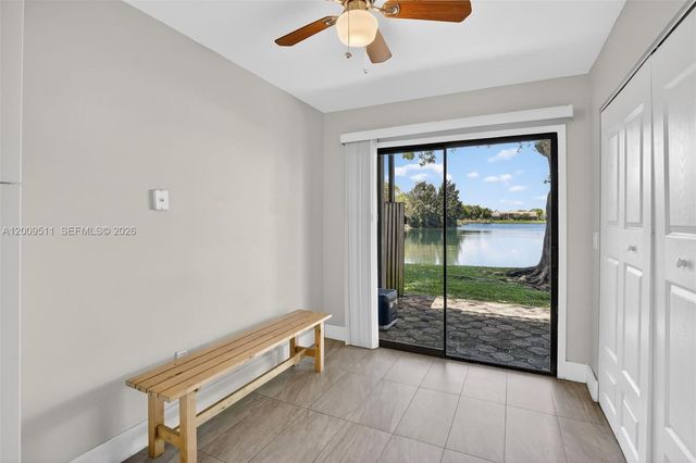 4283 S Pine Island Rd, Davie, FL 33328