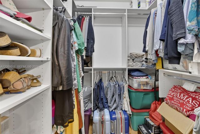 4283 S Pine Island Rd, Davie, FL 33328