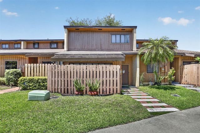 4283 S Pine Island Rd, Davie, FL 33328