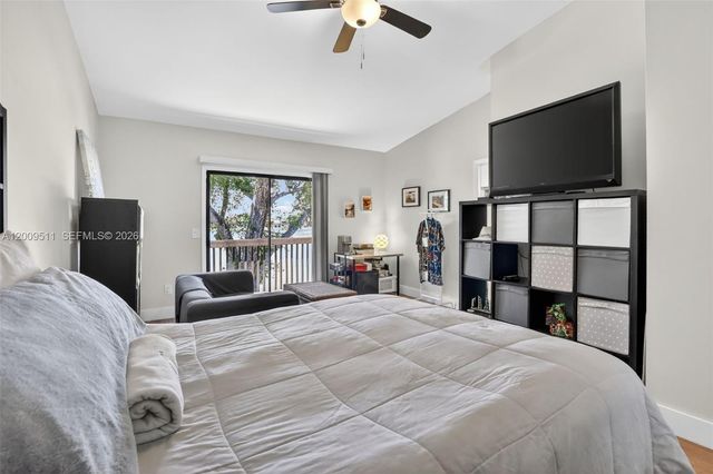 4283 S Pine Island Rd, Davie, FL 33328