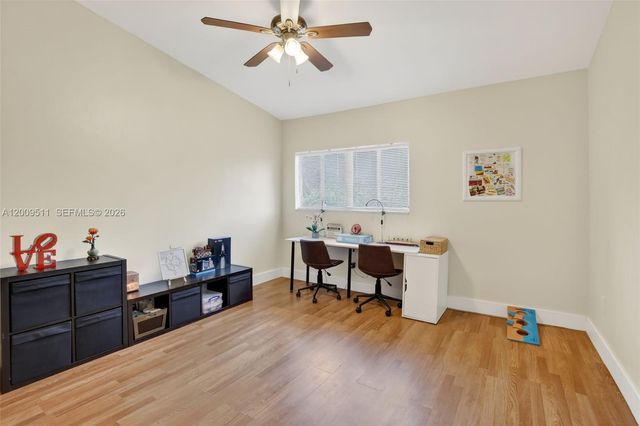 4283 S Pine Island Rd, Davie, FL 33328