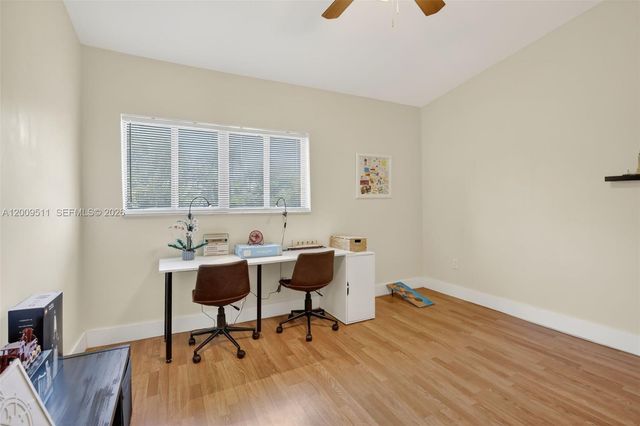 4283 S Pine Island Rd, Davie, FL 33328